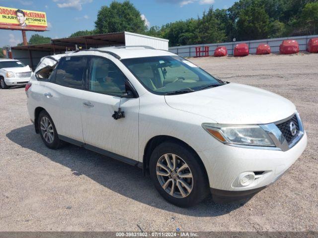  Salvage Nissan Pathfinder