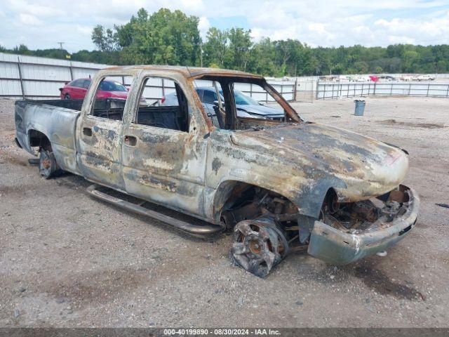  Salvage Chevrolet Silverado 2500