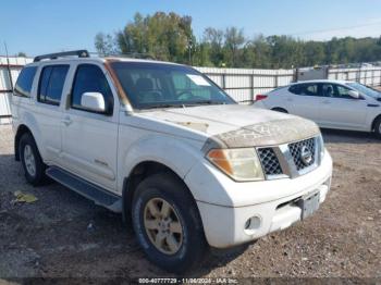  Salvage Nissan Pathfinder