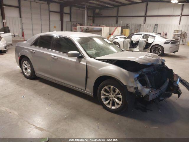  Salvage Chrysler 300