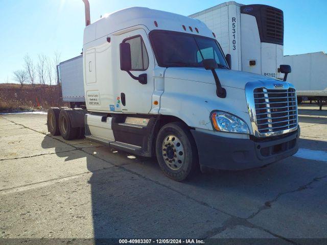  Salvage Freightliner Cascadia 125