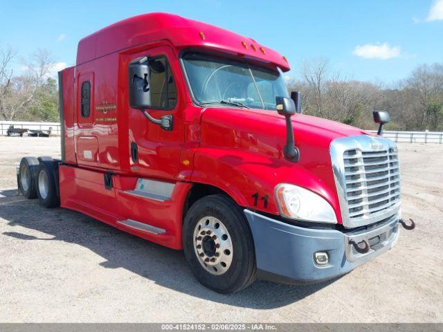  Salvage Freightliner Cascadia 125