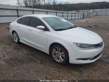  Salvage Chrysler 200