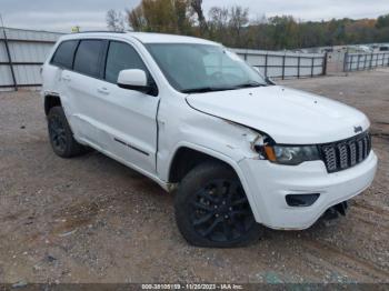  Salvage Jeep Grand Cherokee