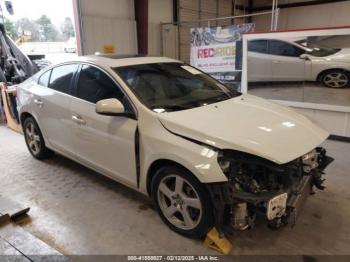  Salvage Volvo S60