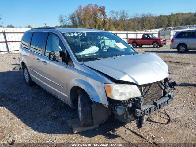  Salvage Chrysler Town & Country