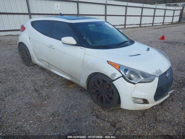  Salvage Hyundai VELOSTER