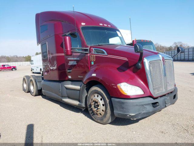  Salvage Kenworth Construction