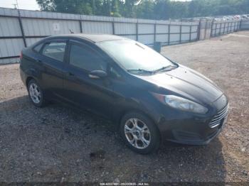  Salvage Ford Fiesta