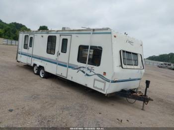  Salvage Fleetwood 30ft Travel Trailer