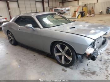  Salvage Dodge Challenger