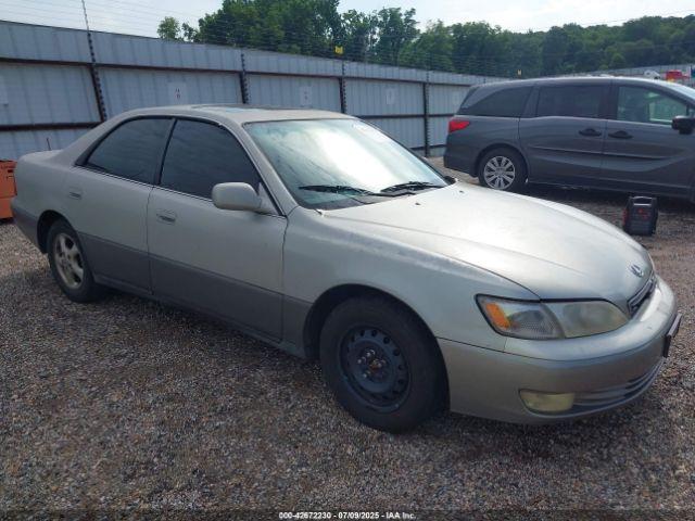  Salvage Lexus Es