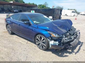  Salvage Nissan Altima