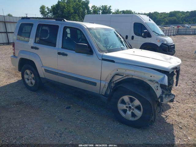  Salvage Jeep Liberty