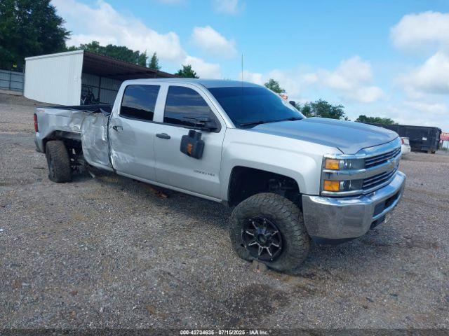  Salvage Chevrolet Silverado 2500