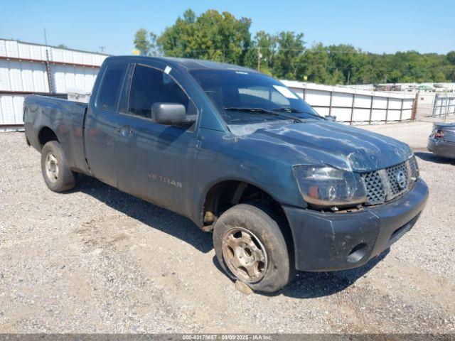  Salvage Nissan Titan