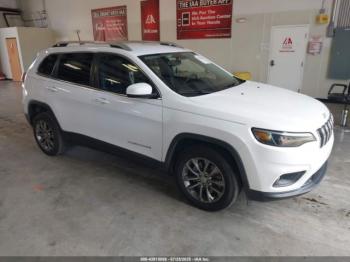  Salvage Jeep Cherokee