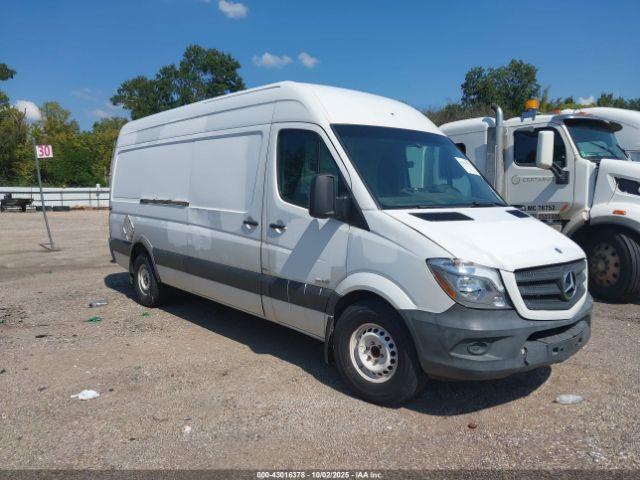  Salvage Mercedes-Benz Sprinter 2500