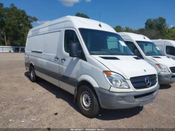  Salvage Mercedes-Benz Sprinter 2500