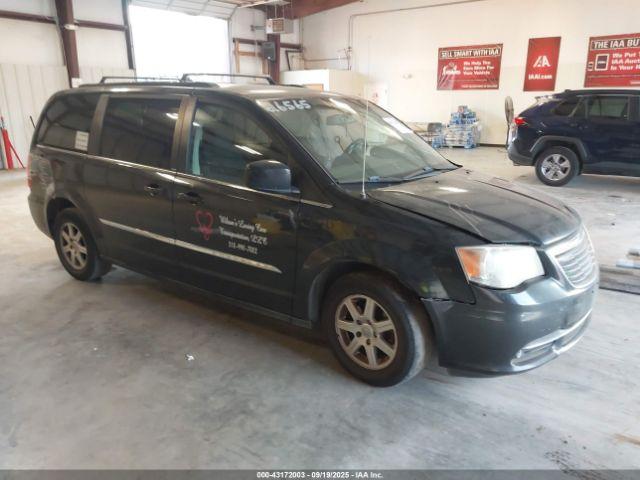  Salvage Chrysler Town & Country