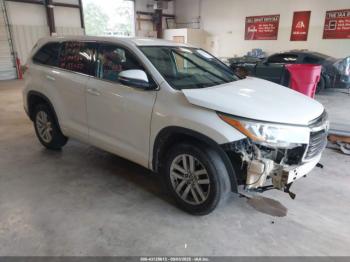  Salvage Toyota Highlander