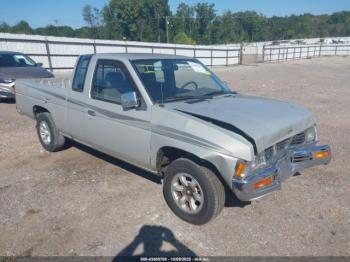  Salvage Nissan 4x2 Truck