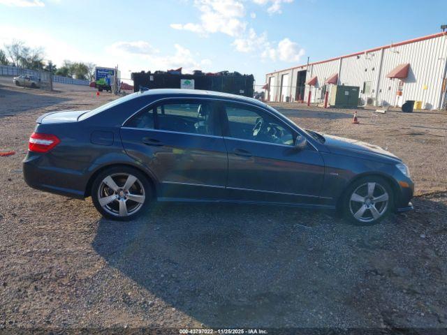 Mercedes-Benz E-Class 4matic Image 12