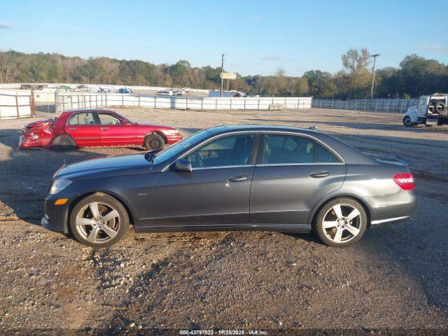 Mercedes-Benz E-Class 4matic Image 9