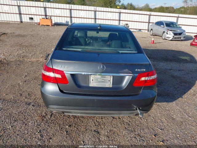 Mercedes-Benz E-Class 4matic Image 15