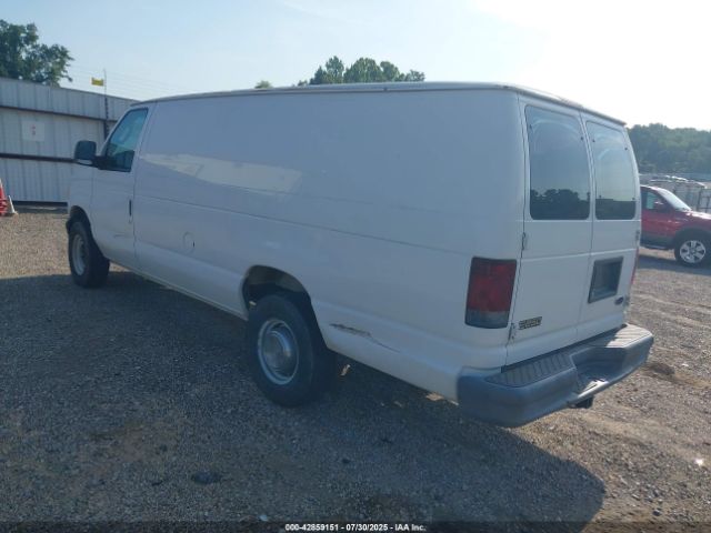 Ford E-250 Image 17