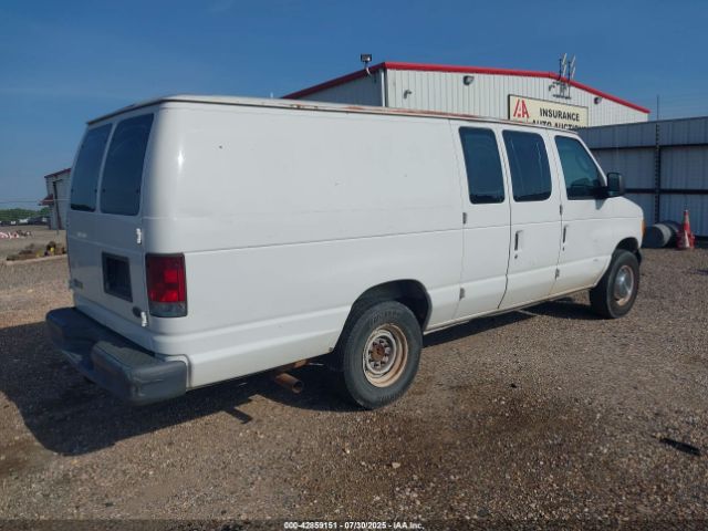 Ford E-250 Image 20