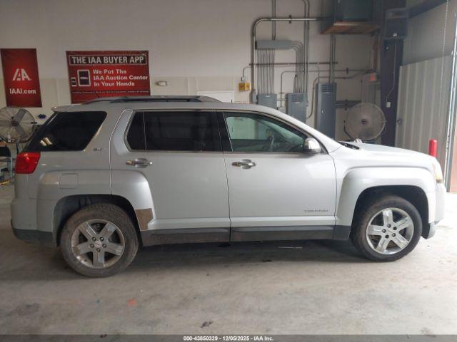 GMC Terrain Slt-2 Image 13