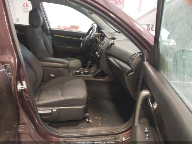 Kia Sorento Lx Image 9