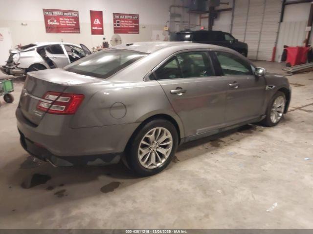 Ford Taurus Limited Image 4