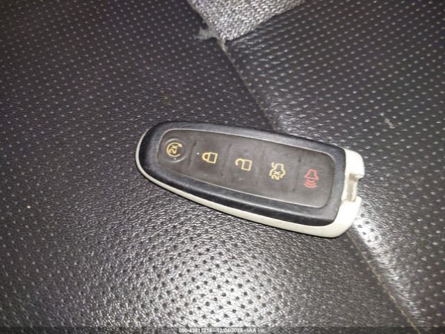 Ford Taurus Limited Image 12