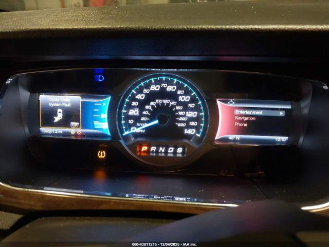 Ford Taurus Limited Image 16