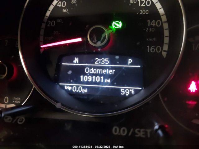 Volkswagen Beetle 1.8t Classic Image 16