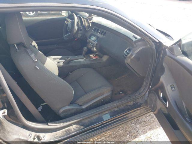 Chevrolet Camaro 1lt Image 19