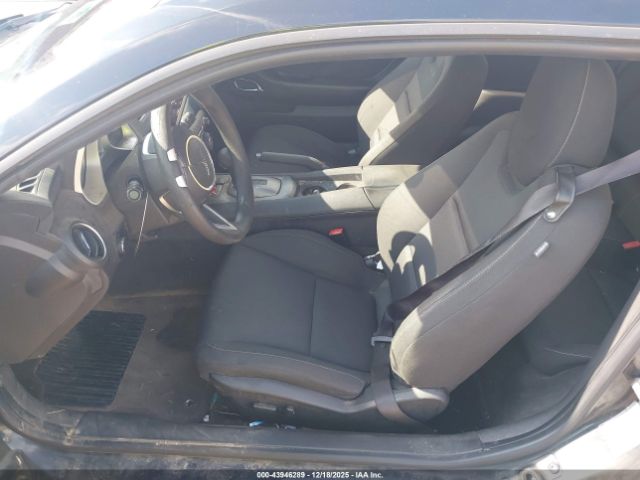 Chevrolet Camaro 1lt Image 14