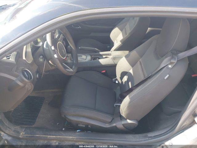 Chevrolet Camaro 1lt Image 14