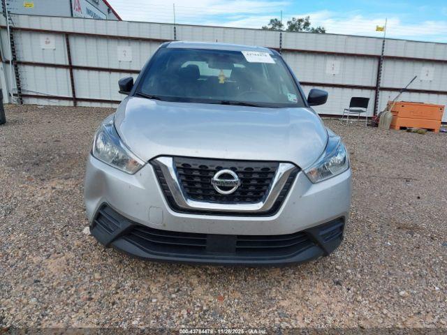 Nissan Kicks S Xtronic Cvt Image 13