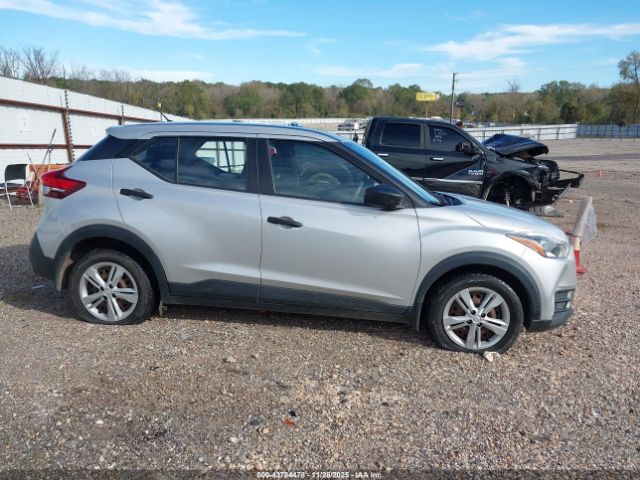 Nissan Kicks S Xtronic Cvt Image 11