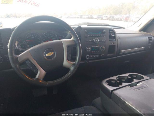 Chevrolet Silverado 1500 Lt Image 7