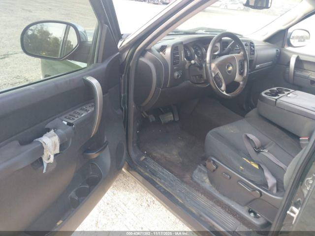 Chevrolet Silverado 1500 Lt Image 6