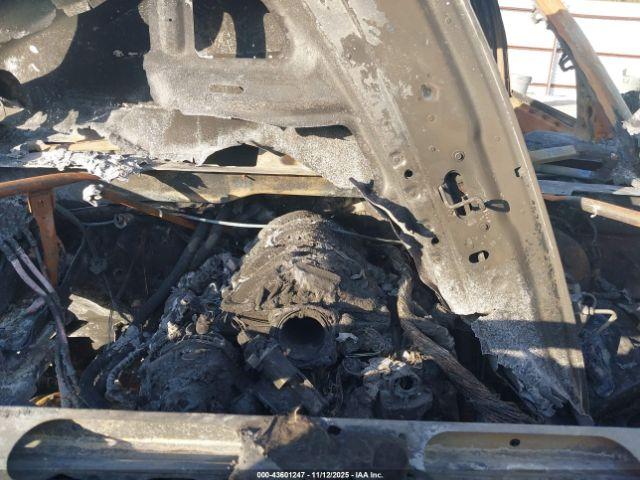 GMC Sierra 1500 Slt Image 13