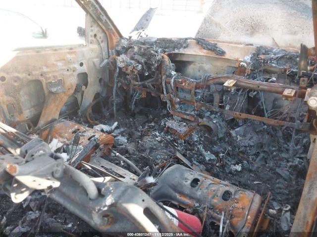 GMC Sierra 1500 Slt Image 9