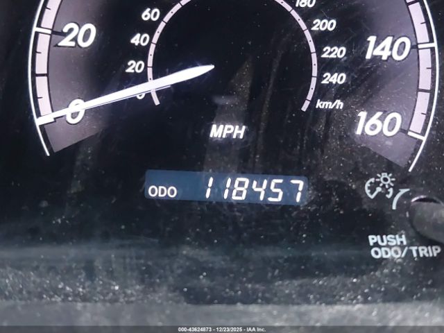 Toyota Avalon Image 16