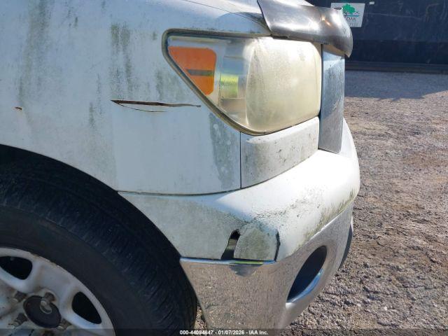 Toyota Tundra Sr5 5.7l V8 Image 8