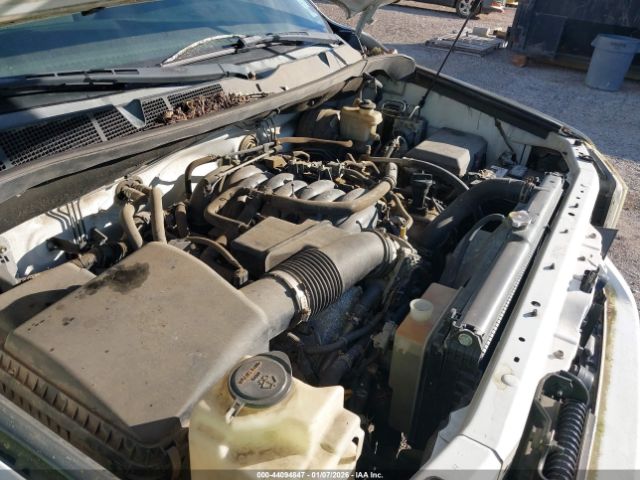 Toyota Tundra Sr5 5.7l V8 Image 4