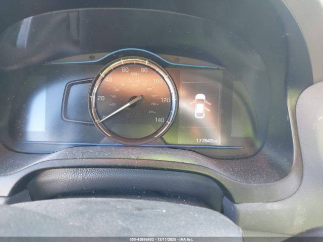 Hyundai Ioniq Blue Image 3